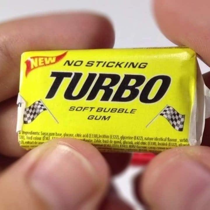 Turbo Roll Soft Bubble Gum – Classic Retro Chewing Gum